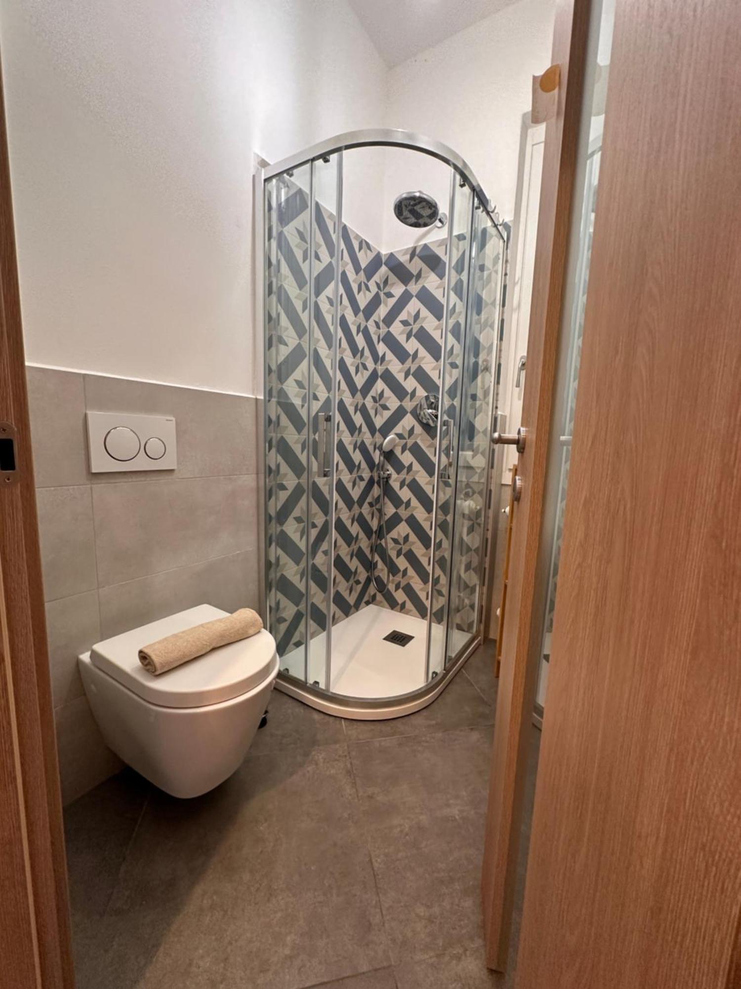 Casa Ling -Ac - Parking-2Bathrooms Como Zewnętrze zdjęcie