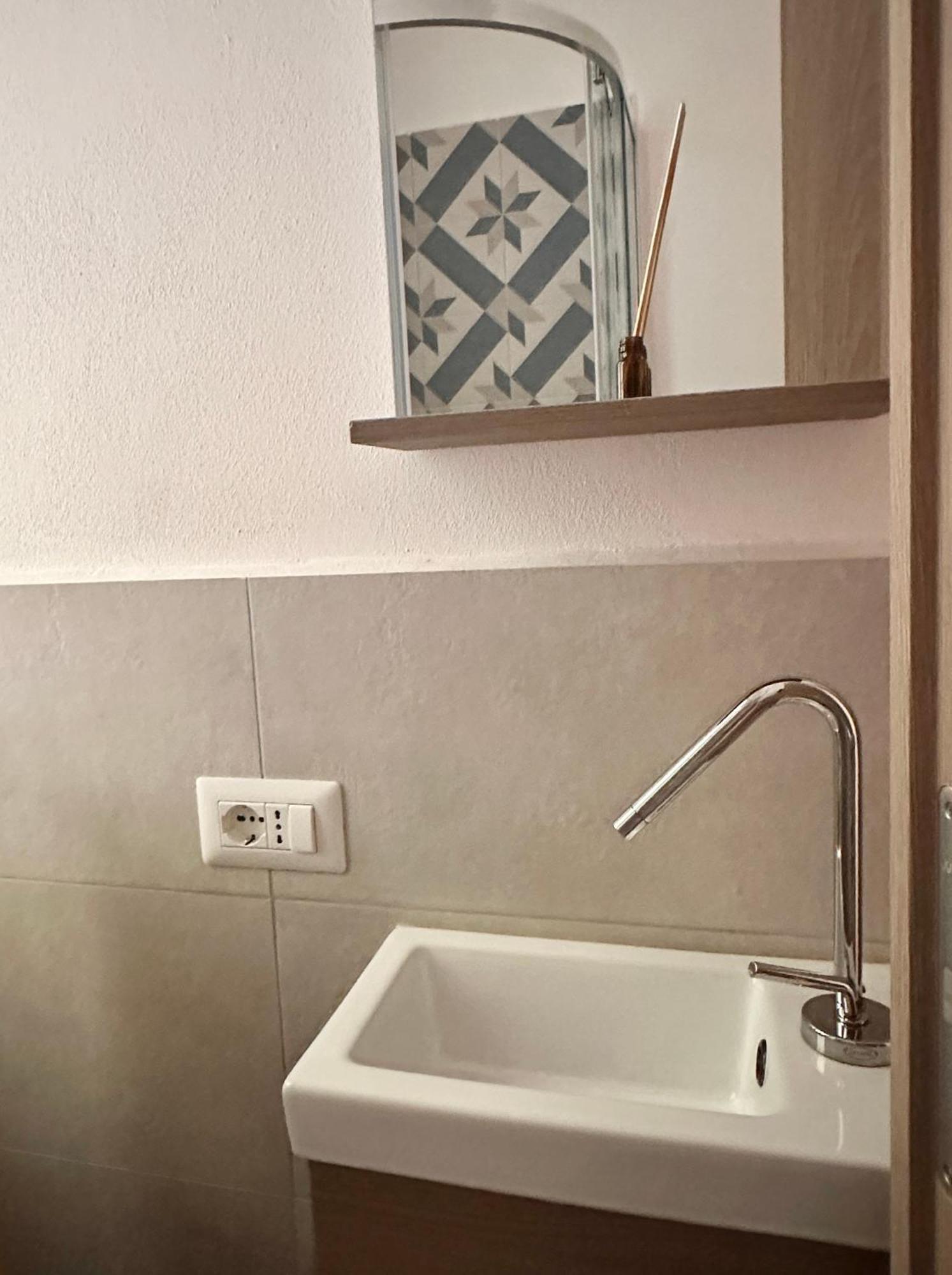 Casa Ling -Ac - Parking-2Bathrooms Como Zewnętrze zdjęcie